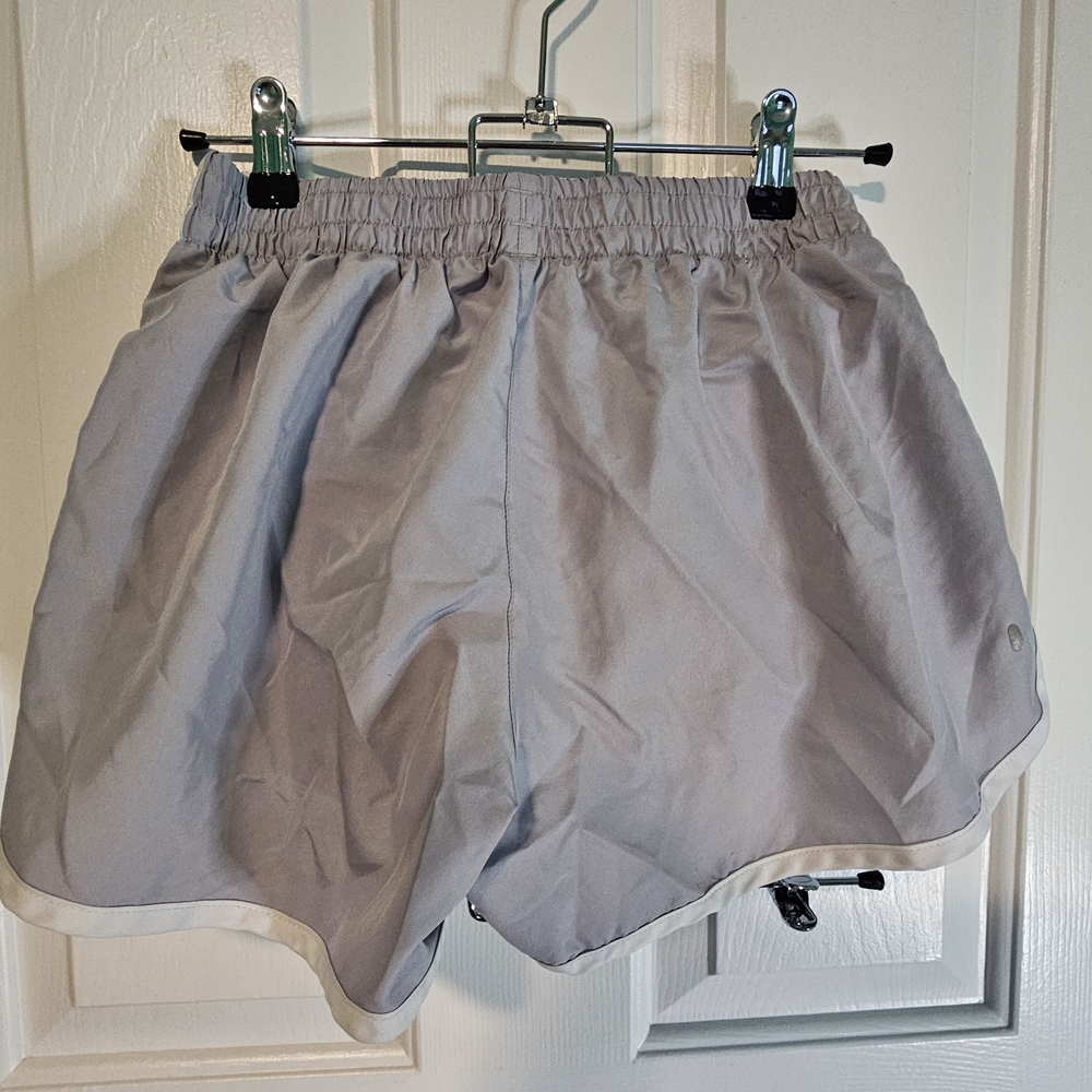 Adidas Gray/Silver Athletic Running Shorts Prime Green Women's Sz S 3" - Picture 5 of 8